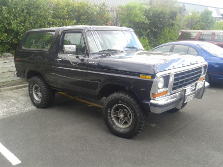 Photo of Modified Ford Bronco-55-223